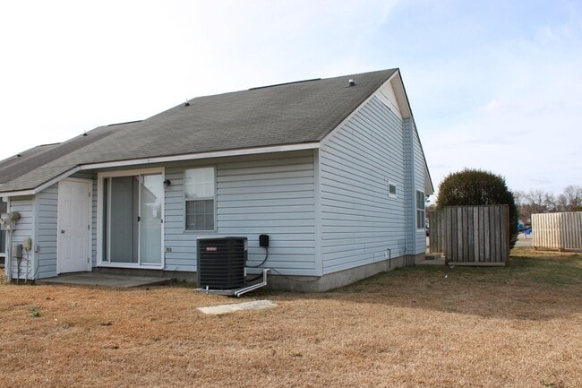 Building Photo - Charming & Cozy 2-Bedroom in the Heart of Havelock