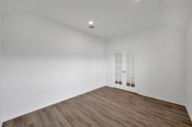 Building Photo - 3609 Oakvale Dr