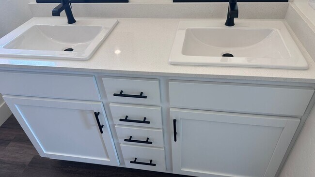 Building Photo - BRAND NEW 4 Bed / 3 Bath Smart Home – Solar + EV Ready!