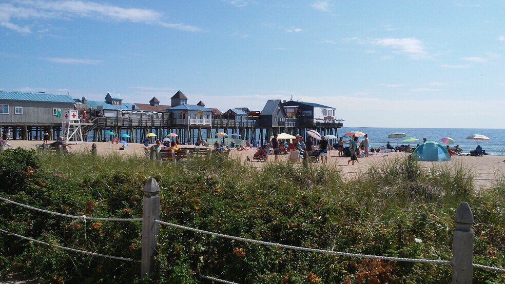 Building Photo - 5 Sunset Dr