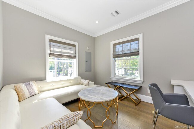 Building Photo - 601 Grist Mill Cir