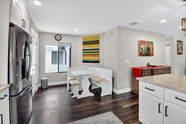 Building Photo - 15307 Strathearn Dr