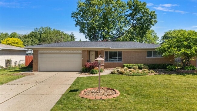 Building Photo - 11489 Anna Lisa Dr