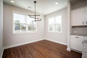 Building Photo - 3318 Cranston Ln