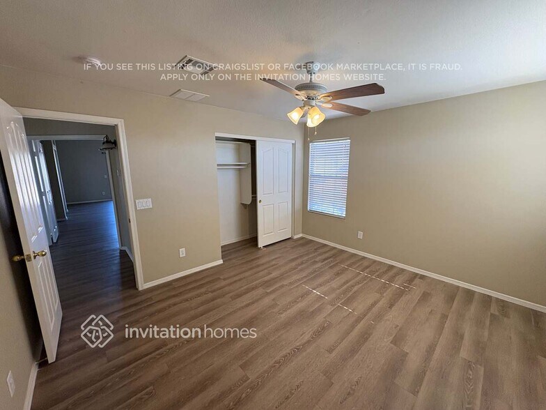 Building Photo - 12740 W Holly St