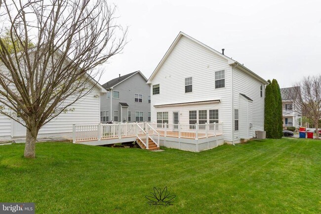 Building Photo - 341 Bullskin St