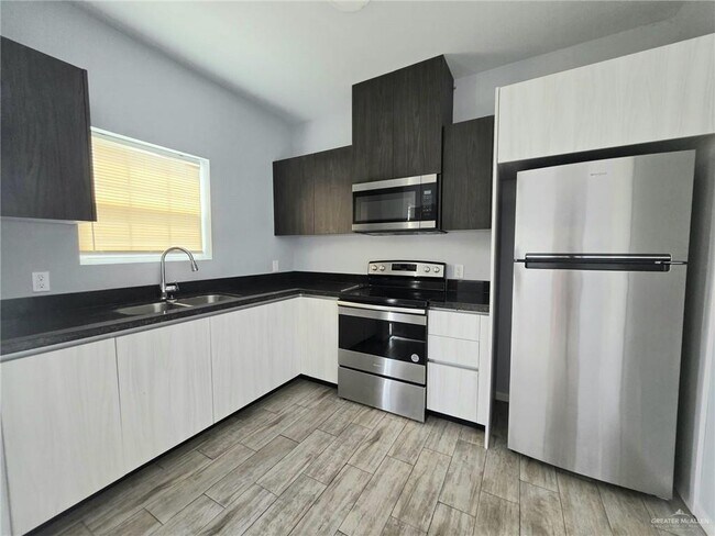 Building Photo - 1514 Quitaca Dr