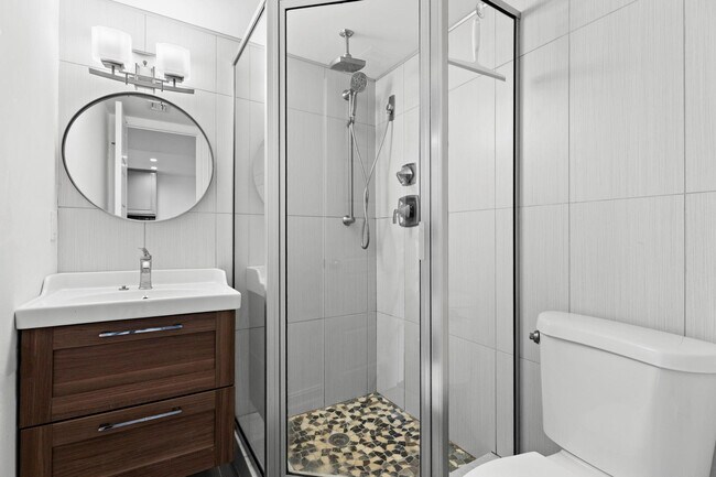 Building Photo - 9470 Poinciana Pl