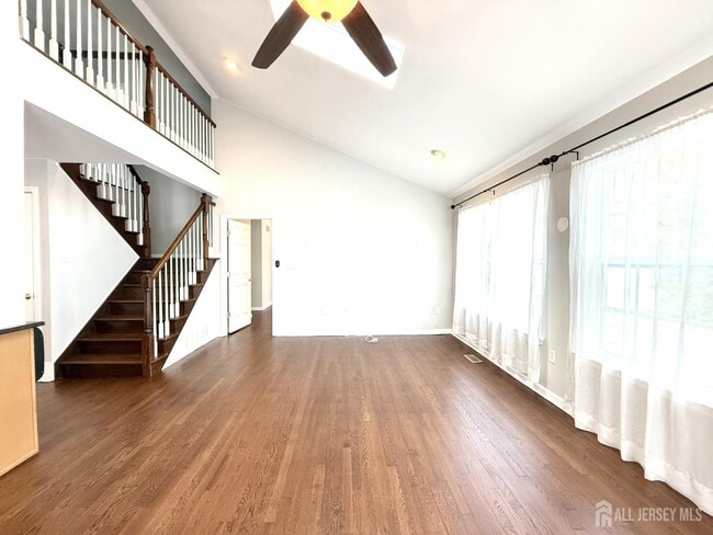 Building Photo - 25 Canal View Dr