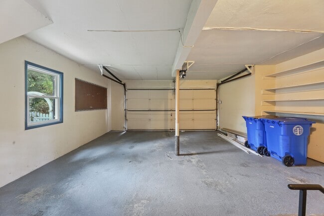Building Photo - 26 Glenwood Rd