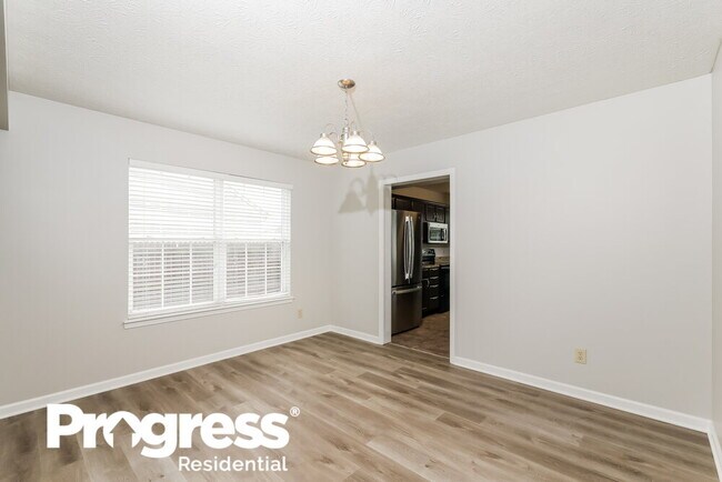 Building Photo - 975 Young's Creek Dr