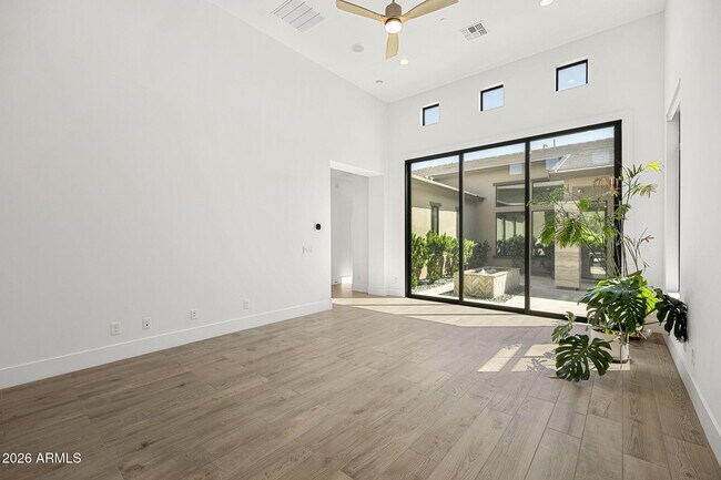 Building Photo - 13267 E Ranch Gate Rd