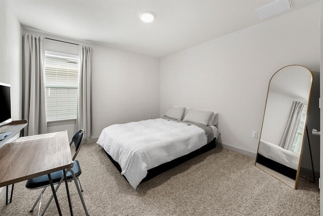 Building Photo - 7904 Linda Michelle Ln