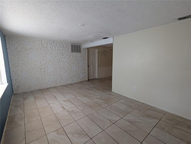 Building Photo - 3611 Windham Dr