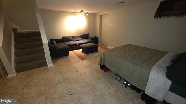 Building Photo - 4 Steeplejack Ct