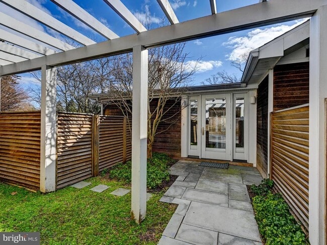 Building Photo - 6138 Barroll Rd