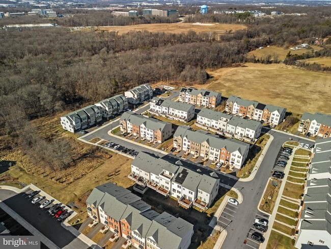 Building Photo - 7911 Mine Run Rd