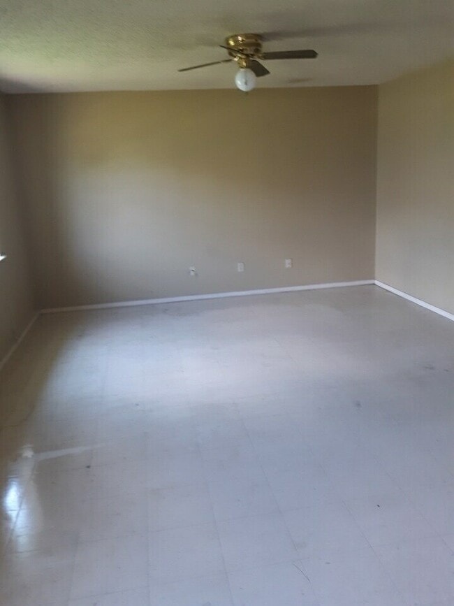 Building Photo - Cozy 2 Bedroom Apartment in Bono, AR with 710 Sq Ft and Full Bathroom!