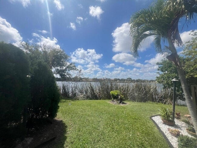 Building Photo - 3502 Waterview Cir