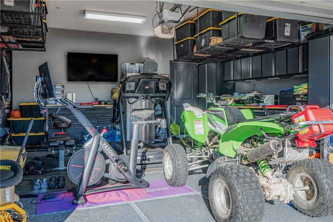 Building Photo - 276 Kindly Way