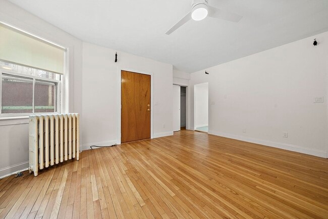 Building Photo - 48 Fenway