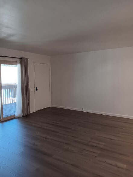 Building Photo - 6362 Rancho Mission Rd