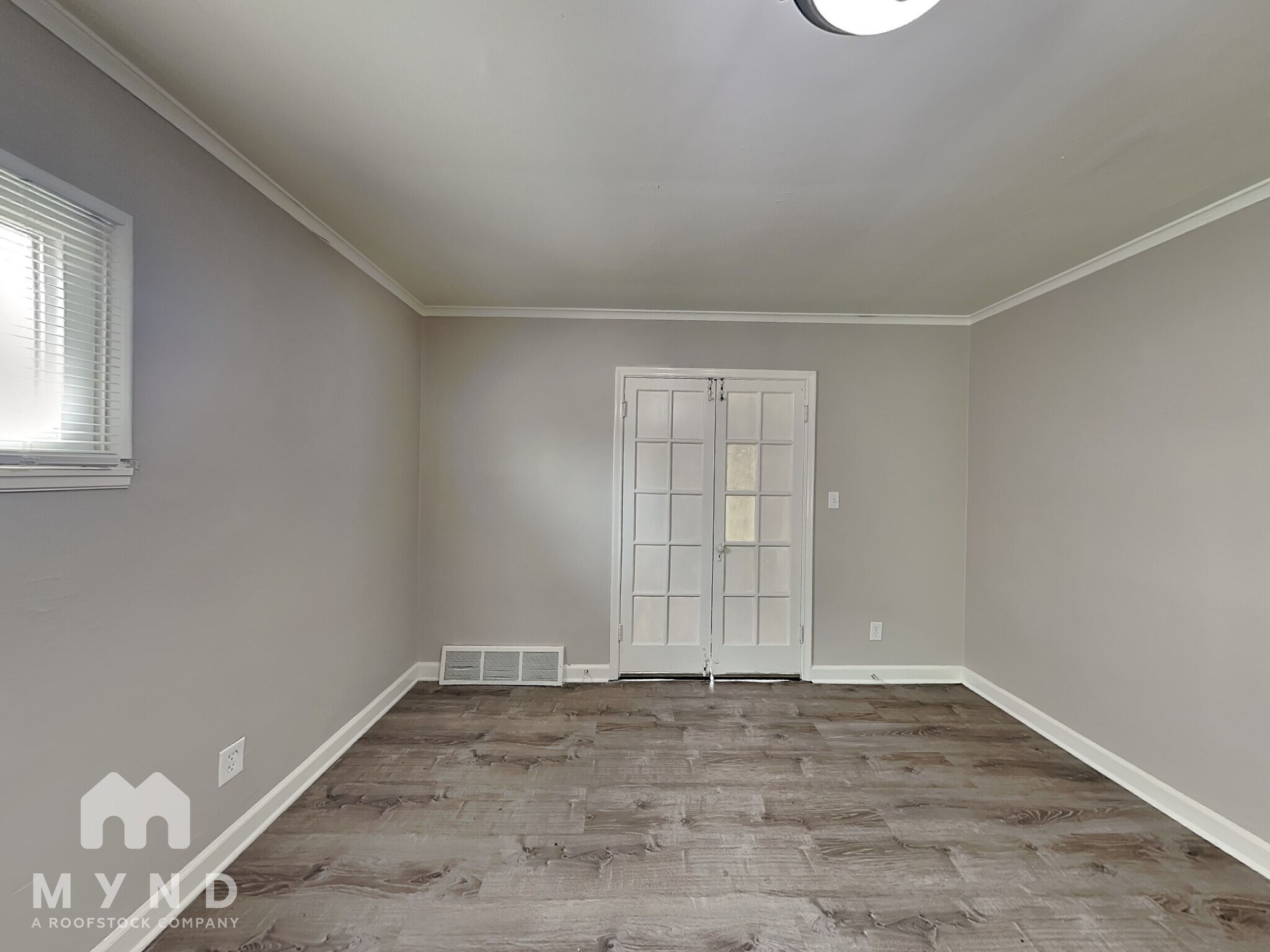 Building Photo - 1082 Lilley Ave