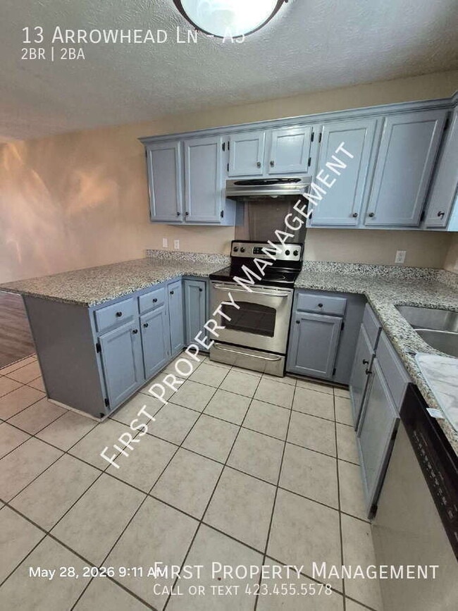 Building Photo - 13 Arrowhead Ln