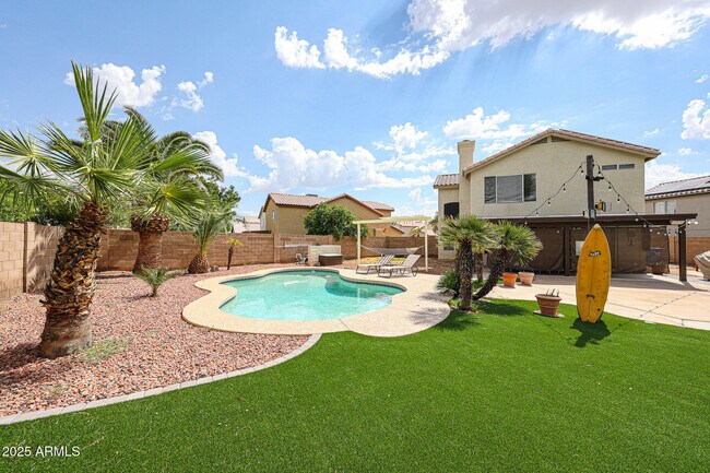 Building Photo - 3902 E Rosemonte Dr