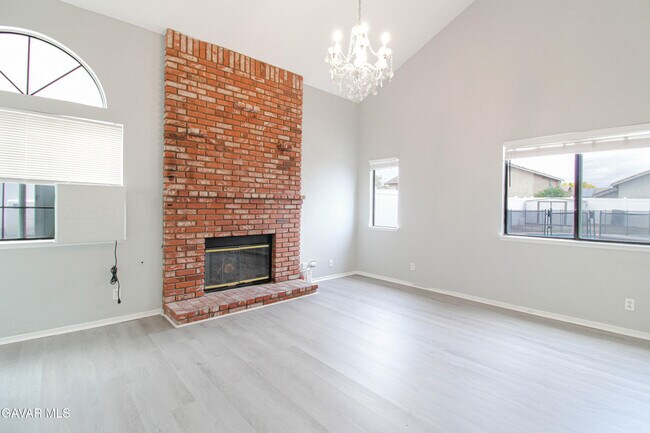 Building Photo - 45809 Evelyn Ct