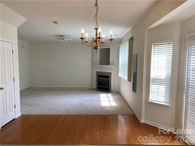 Building Photo - 17332 Newlands Corner Ln