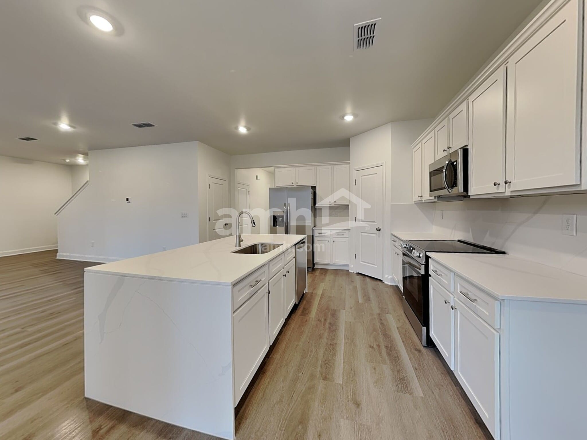 Building Photo - 1498 Aquamarine Dr