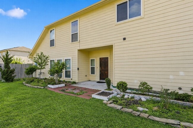 Building Photo - 5103 Dauntless Dr