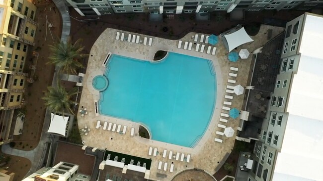 Building Photo - 5550 E Deer Valley Dr