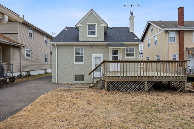 Building Photo - HYDE PARK -Move In This Week, Get $500 Bac...