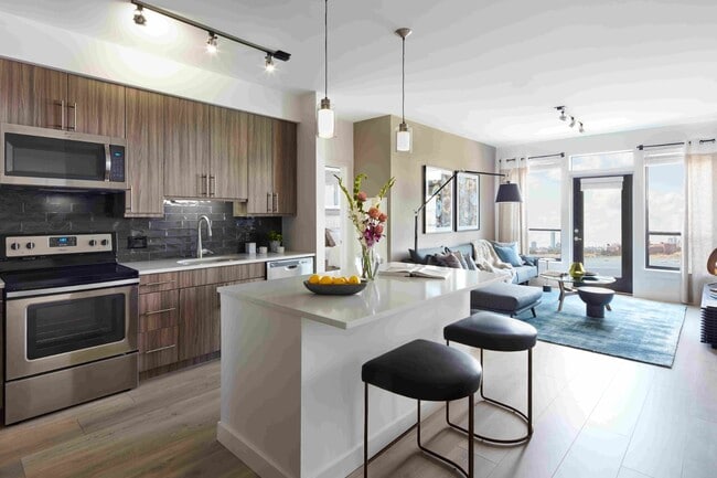 Interior Photo - Windsor Marina Bay