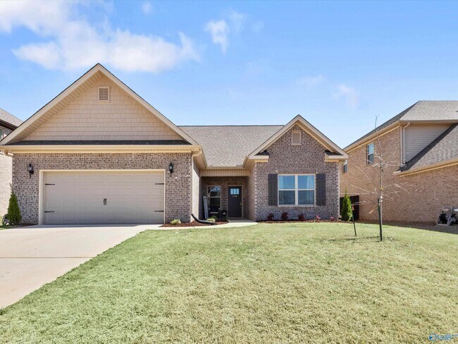 Building Photo - 209 Allegro Cir