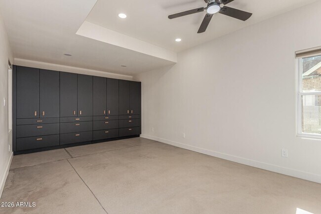 Building Photo - 125 N 11th Ave