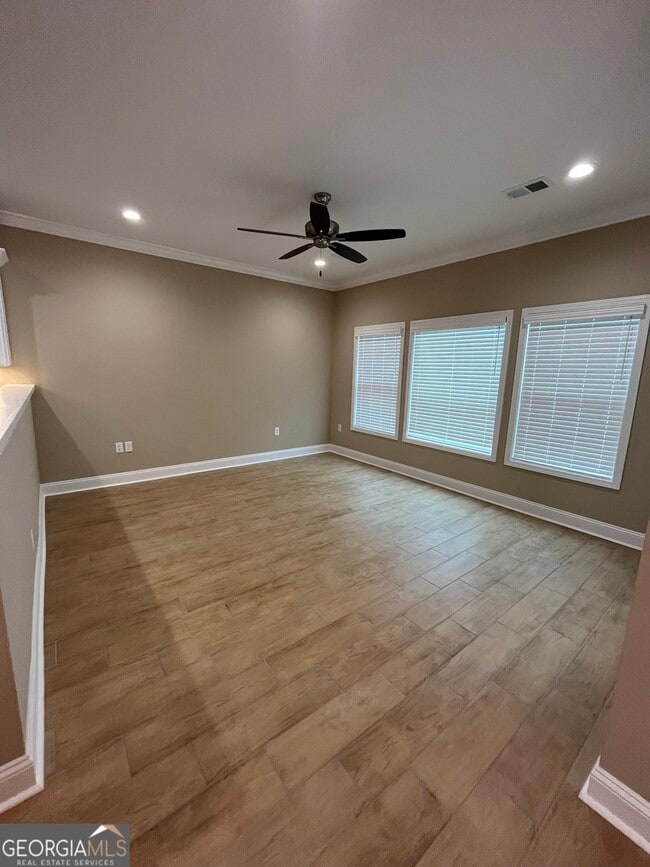Building Photo - 126 The Villas Wy
