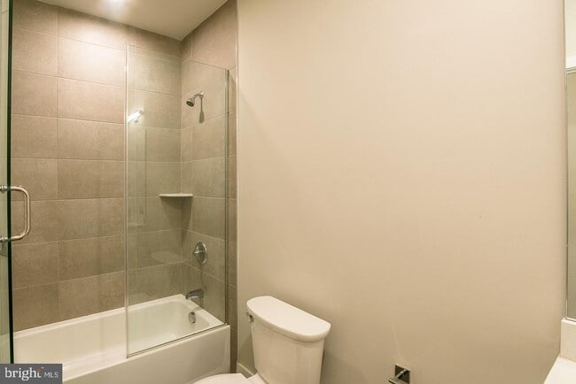 Building Photo - 1300 S 19th St