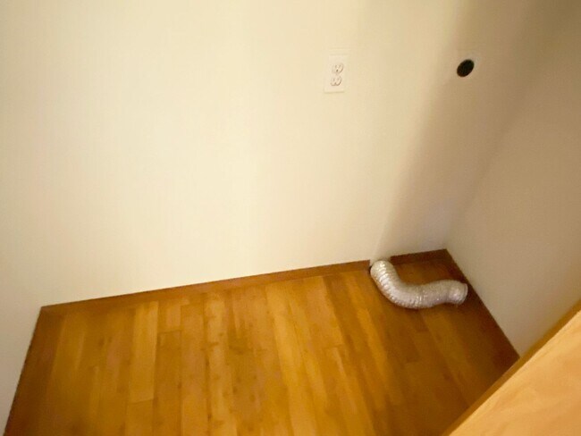 Building Photo - 2-Bedroom, 1-Bath Ranch Style Home - ADA Compliant, Hardwood Floors, & Fenced-In Yard