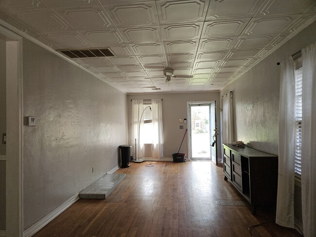 Building Photo - 3113 Drexel Ct