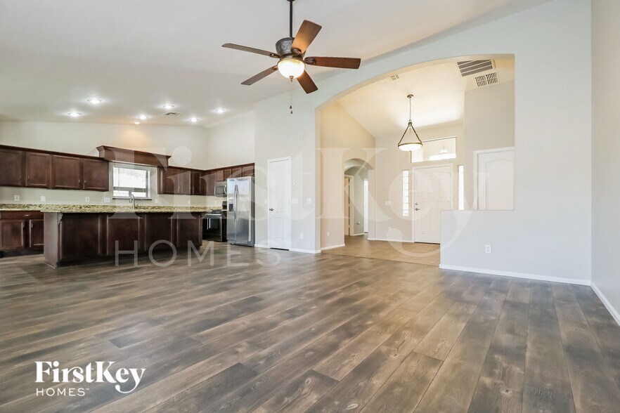 Building Photo - 17862 W Alexandria Way