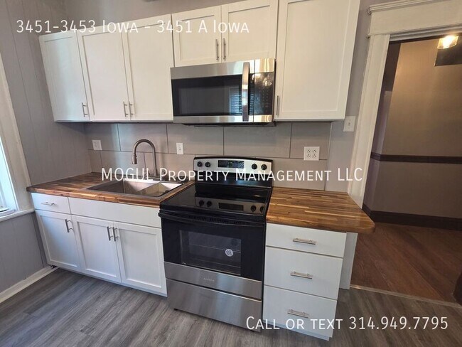 Primary Photo - 3451-3453-3453 Iowa Ave