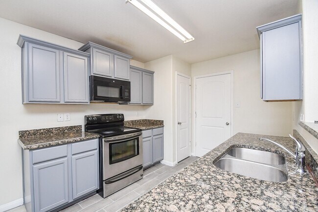 Building Photo - 17251 Osprey Forest Dr