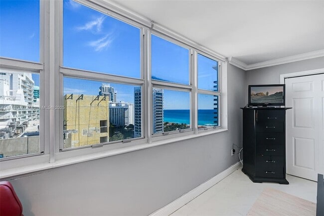 Building Photo - 5838 Collins Ave