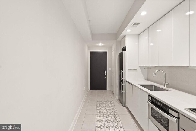 Building Photo - 1311 13th St NW