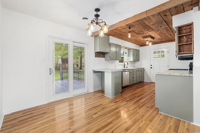 Building Photo - 3110 W Old Farmington Rd