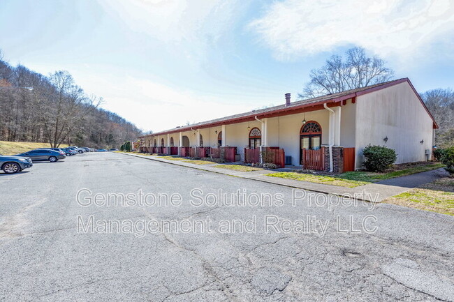 Building Photo - 214 Old Hickory Blvd