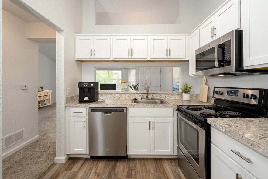 Spacious Kitchen - Woodland Meadows Apartments